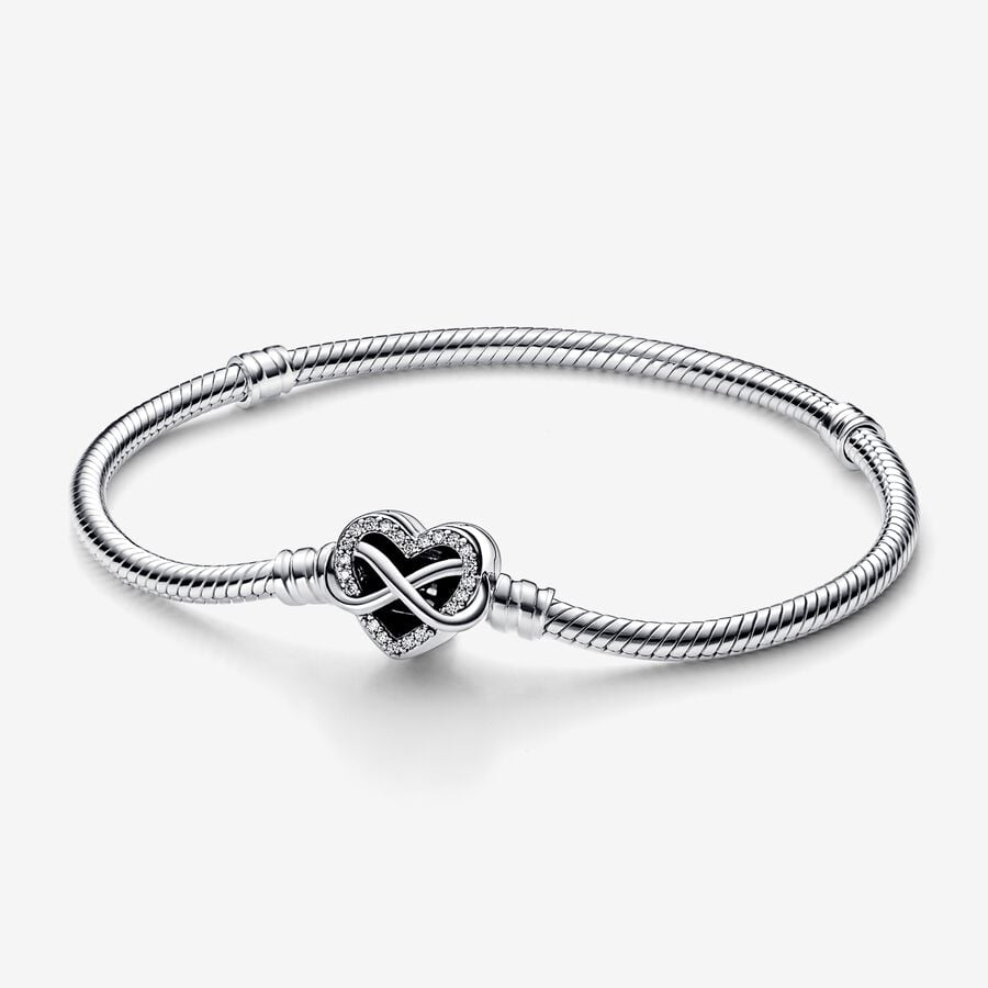Moments Sparkling Infinity Heart Clasp Snake Chain Bracelet