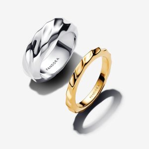 Two-Tone Ripple Effect Ring Set