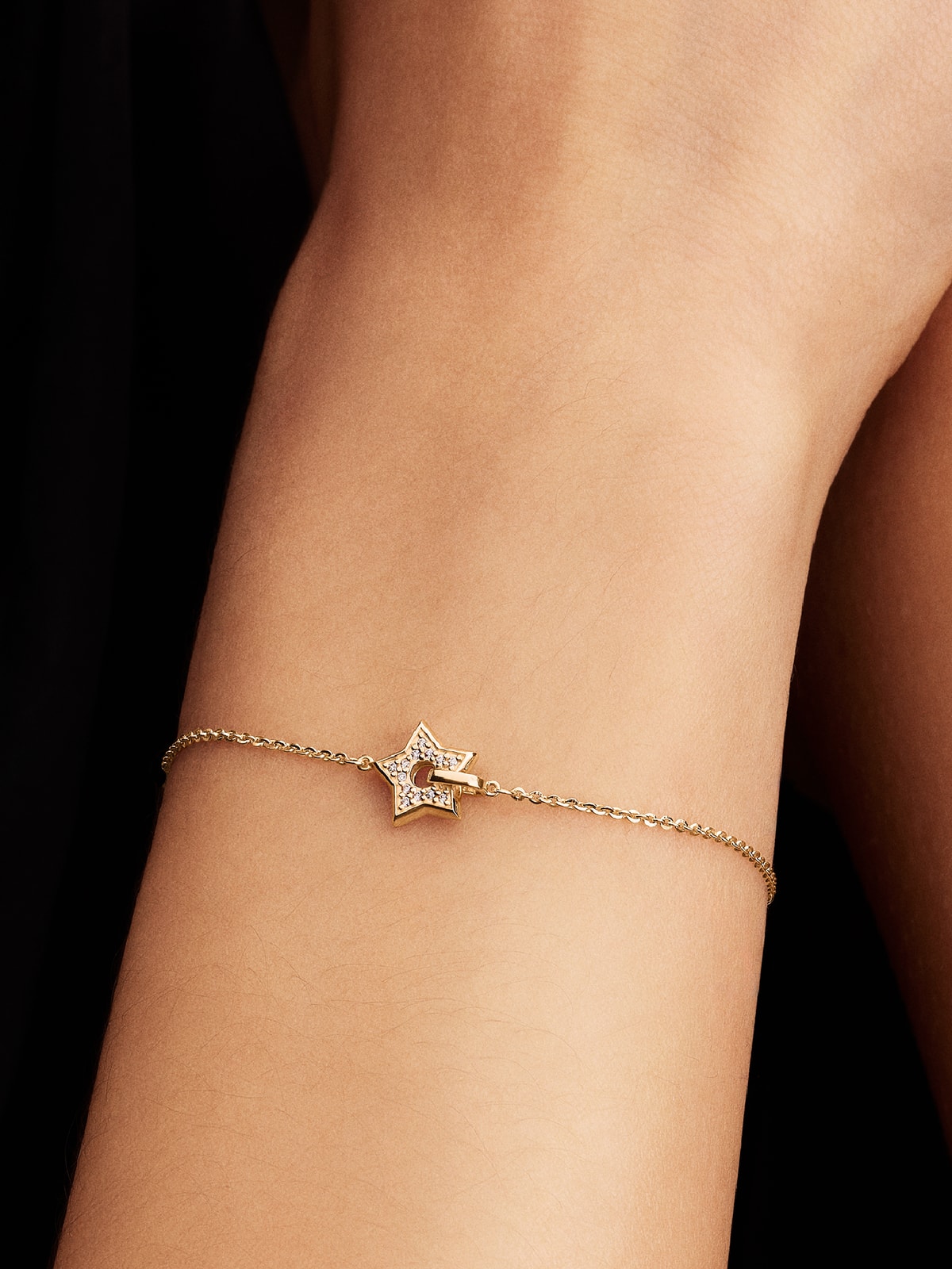 Talisman 14k Gold Lab-grown Diamond Pavé Star Chain Bracelet - Image 2